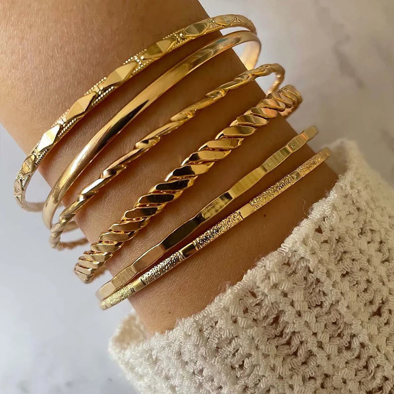 Stunning Bohemian Metal Chain Bracelet Set - Versatile Gold-Tone Links for Effortless Chic