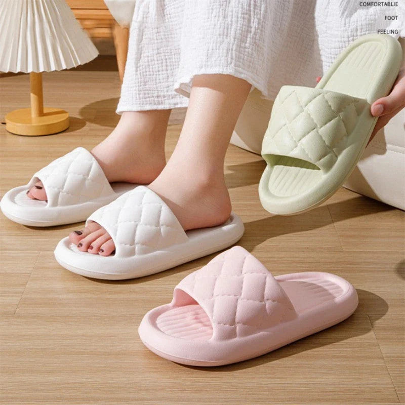 Comfortable and Lightweight Home Slippers for All-Day Wear