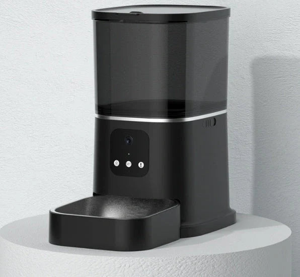 Smart WiFi Pet Feeder with voice recording and app control for cats and dogs