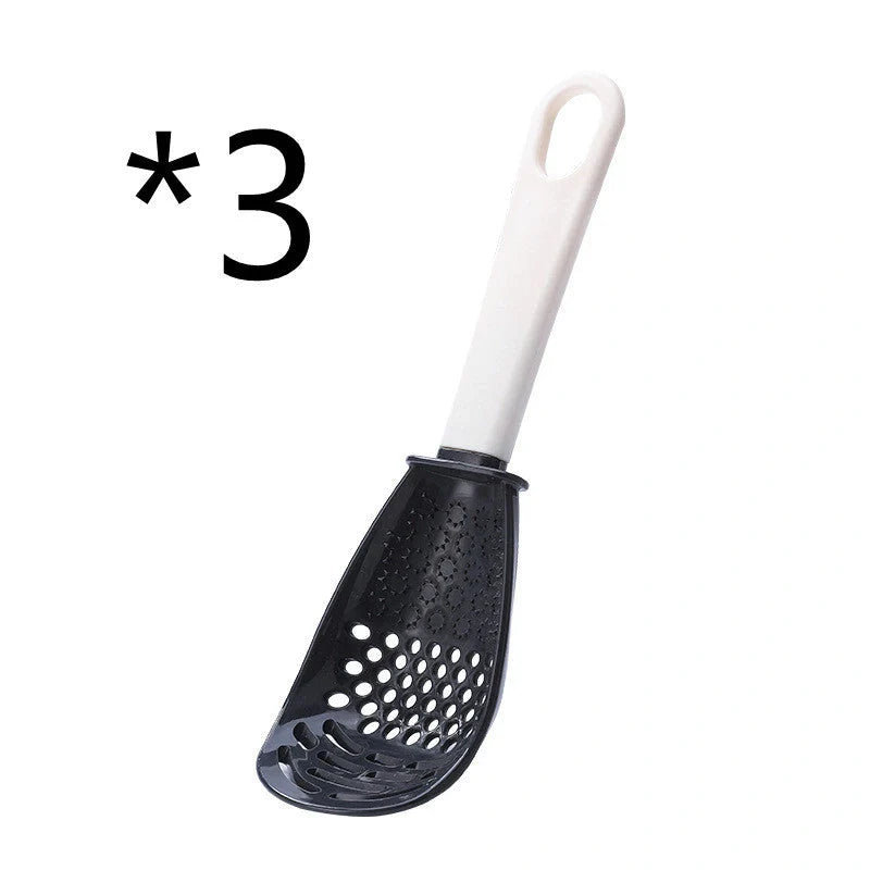 Versatile kitchen spoon for grinding, pressing, and stir-frying in red and black