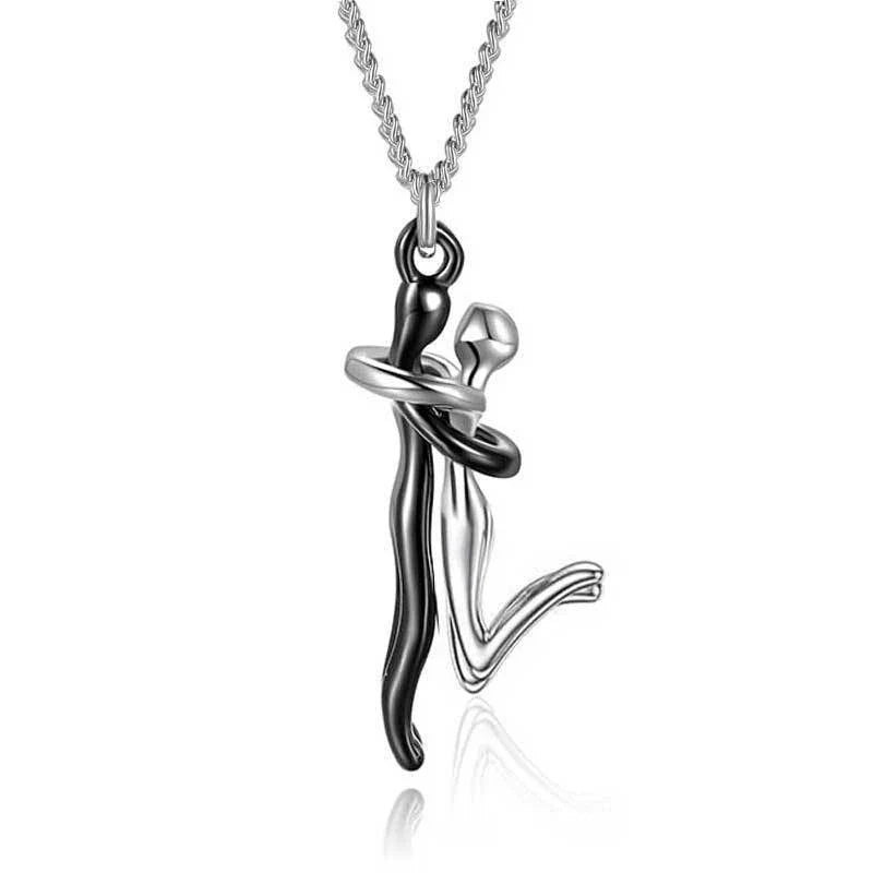 Elegant 18K plated copper pendant necklace featuring a unique 'hug' design, perfect for couples and special occasions.