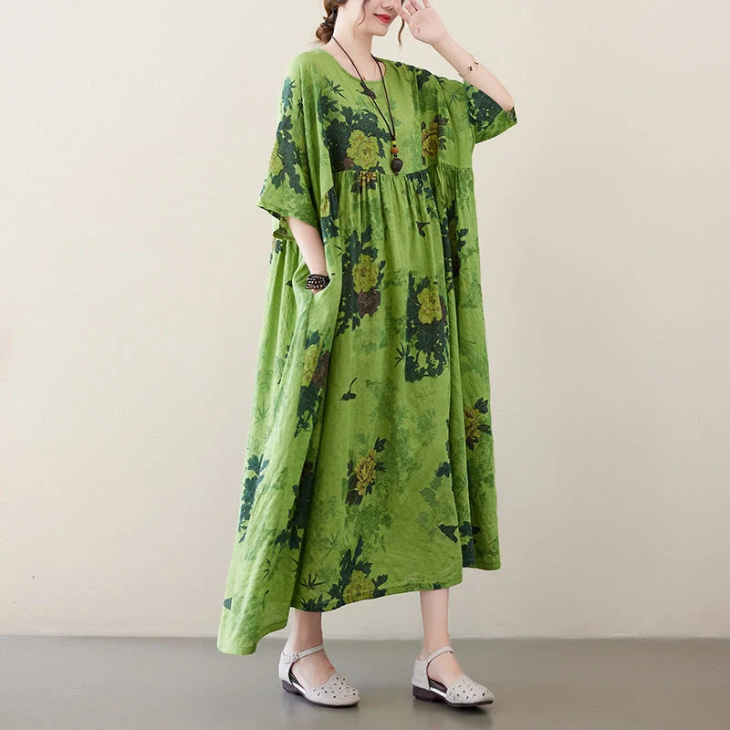 Stylish Renaissance-inspired pullover dress with round neckline and medium-length swing skirt, made from premium cotton blend fabrics