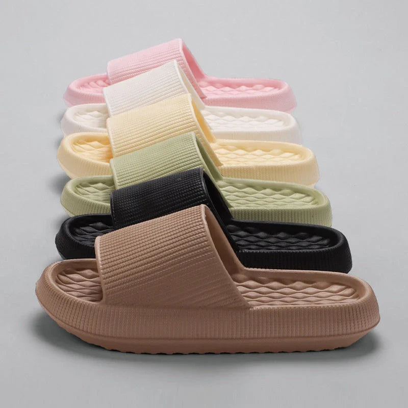 Comfortable anti-slip rhombus-patterned slippers in various vibrant colors for summer lounging