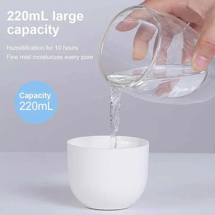 Compact ultrasonic humidifier and aroma diffuser with LED night lamp, available in white colour