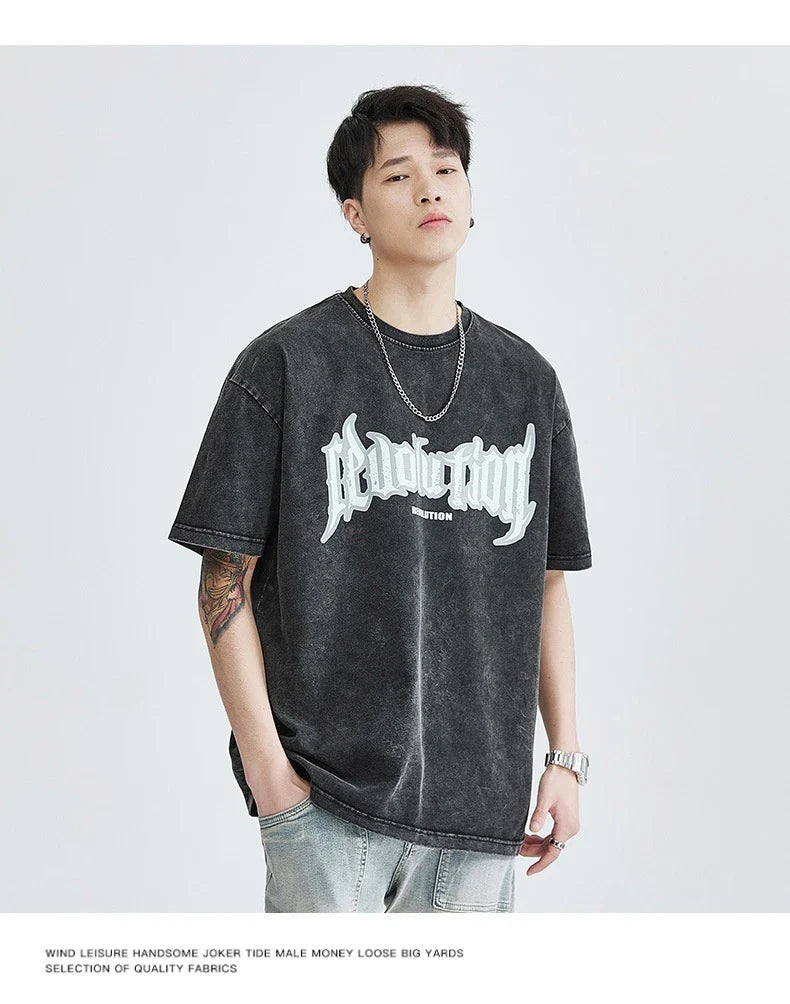 Premium vintage-inspired short-sleeved t-shirt in a distressed black colour, made of soft pure cotton fabric