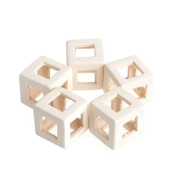 Elegant white ceramic cube aquarium decor with a modern, minimalist design