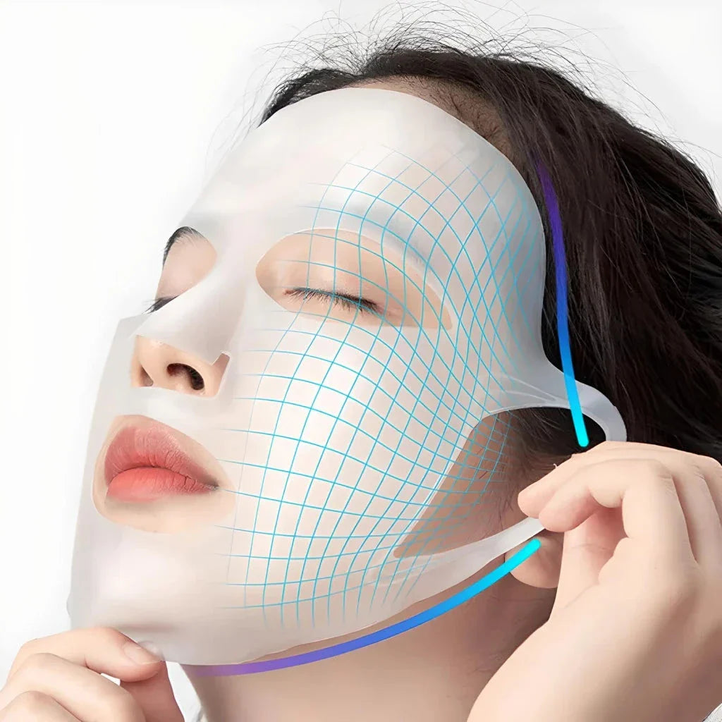 Reusable silicone face mask with anti-wrinkle and moisturising benefits for radiant, youthful skin