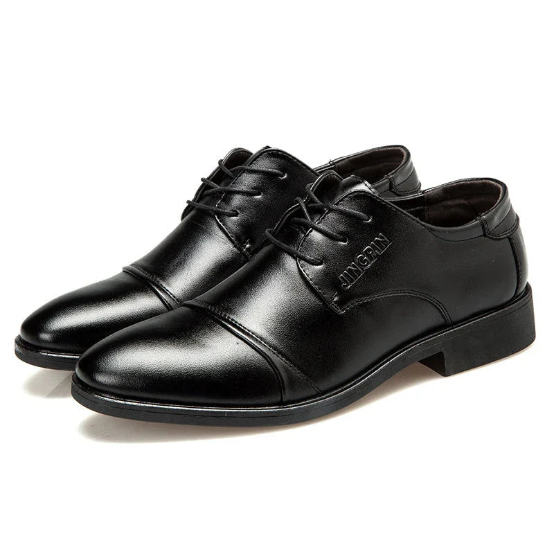 Casual all-match men's business dress shoes made with artificial PU and rubber sole for comfort and style
