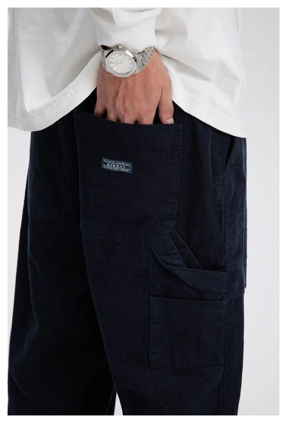 Retro corduroy straight-leg casual trousers for men in khaki and navy blue colours