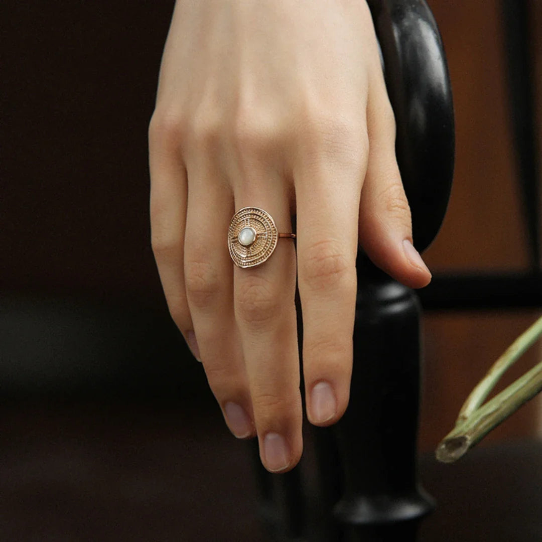 Elegant Sterling Silver Ring with Retro Design and Semi-Precious Stones for Women