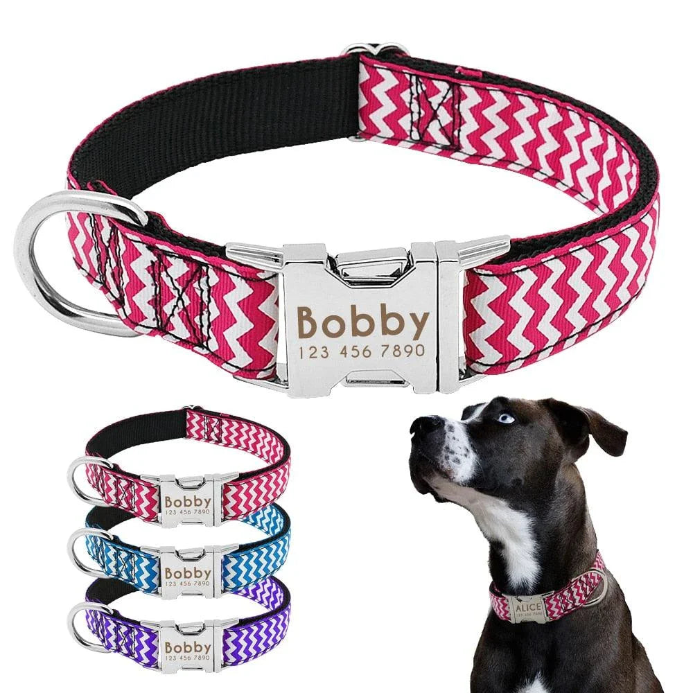 Zig-zag patterned dog collar made of durable nylon material, adjustable for a customised fit