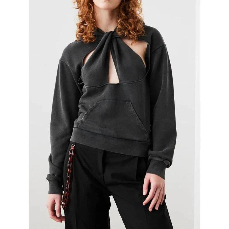 A cosy, stylish sweatshirt with a hollow-out design, perfect for everyday wear