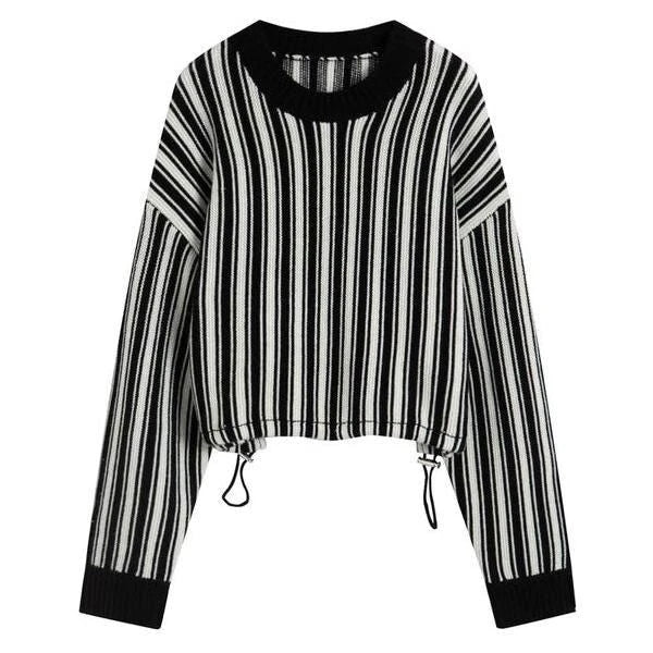 A chic striped wool-blend jumper in black, featuring an elegant O-neck design and a relaxed, flattering fit