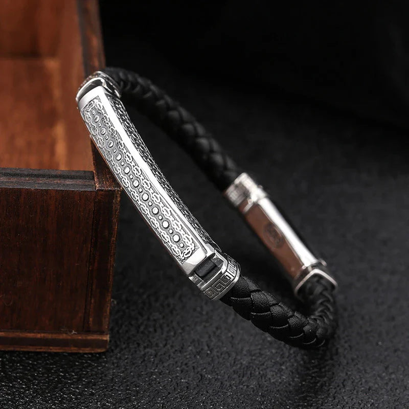 Exquisite hand-woven rope bracelet in 925 silver, featuring an adjustable design for a comfortable fit on both men and women.