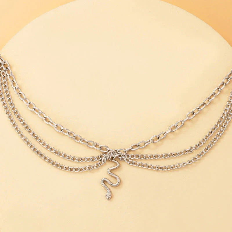 A stylish gold boho anklet with delightful tassels, starfish, and heart charms, perfect for summer outings and everyday wear.