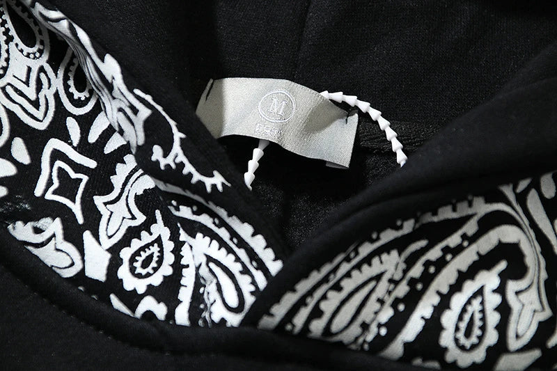 GiftHome UK Premium Tailored Paisley Hoodie - Timeless British Style