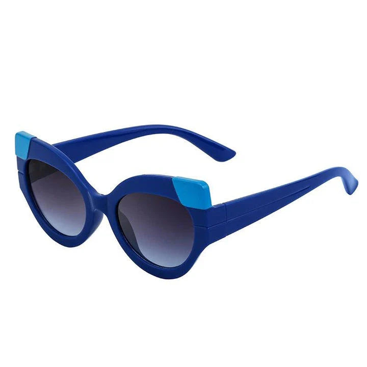 Iconic Cat Eye Retro Punk Sunglasses in black and gray, offering vintage charm and modern edge with UV400 protection