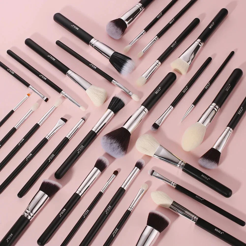 Professional 30-Piece Black Makeup Brush Set for Flawless Makeup Application