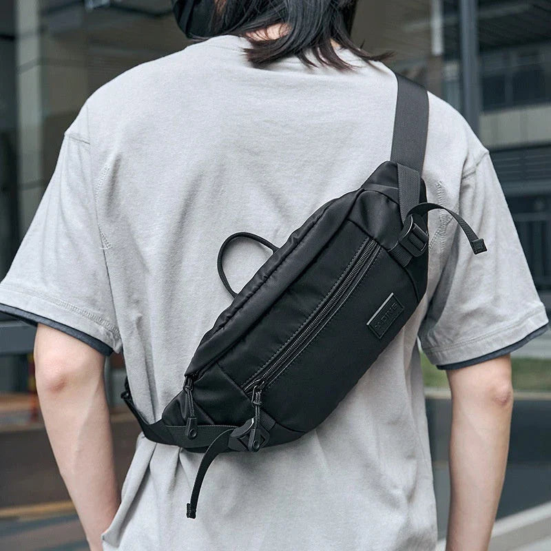 Versatile gents' casual shoulder bag made of premium Oxford cloth with multiple pockets and adjustable strap for organisation and comfort