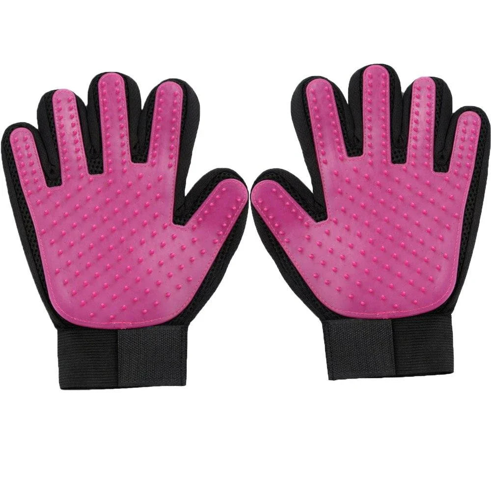 Versatile rubber grooming glove for dogs, featuring a flexible, customised fit and gentle hair removal for effective pet care