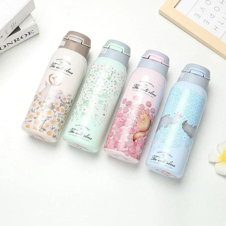 Stylish floral double-wall insulated water bottle with straw, made of high-quality stainless steel for long-lasting use and temperature control.