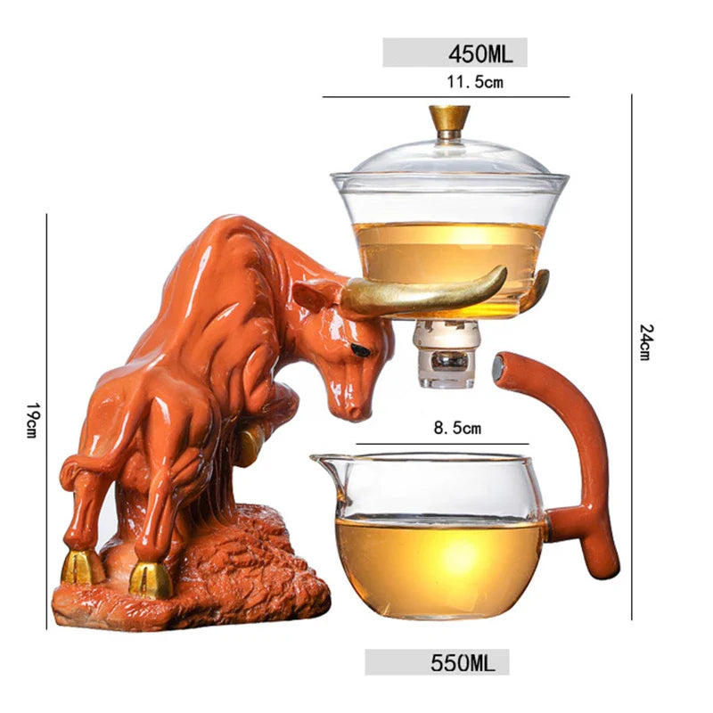 Premium borosilicate glass semi-automatic tea maker in a traditional British design for brewing delicious tea