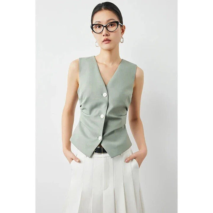 Elegant green double-breasted blazer with a stylish design and premium materials for a sophisticated look