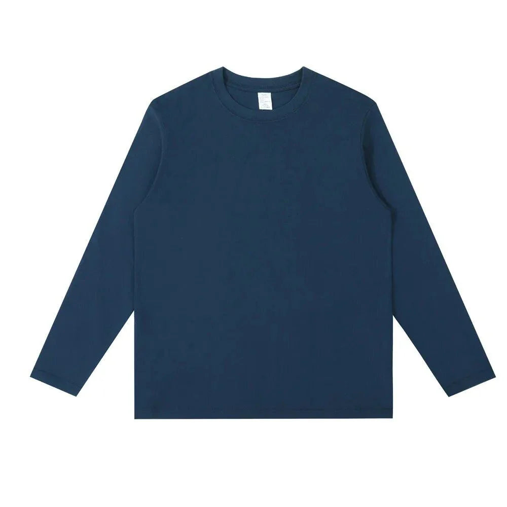 Versatile unisex cotton t-shirt in a classic white colour, perfect for autumn and winter wear.