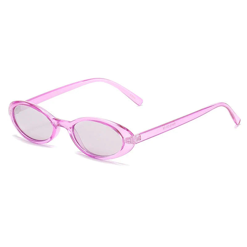Stylish retro oval sunglasses for fashionable women with UV protection and photochromic lenses