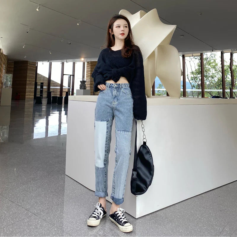 Premium high-waisted straight-leg denim trousers in light blue for autumn fashion