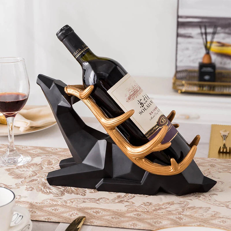 GiftHome UK Elegant Nordic-Style Wine Rack with Deer Decoration