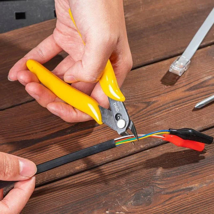 Premium 4.5-Inch Plastic Cutting Nippers with Non-Slip Handle for Electricians, DIY Enthusiasts, and Professionals