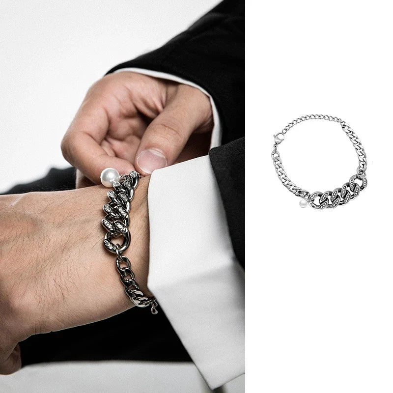 A premium crafted Cuban pearl bracelet with a versatile and stylish design, perfect for any occasion.