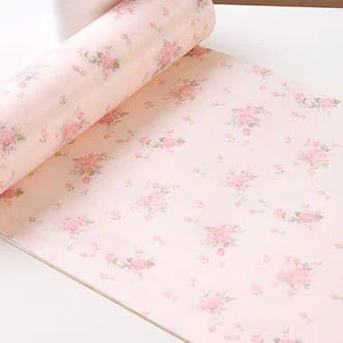 Premium disposable table covers in two sizes, made with durable PET material for convenient and elegant dining experiences in British homes.