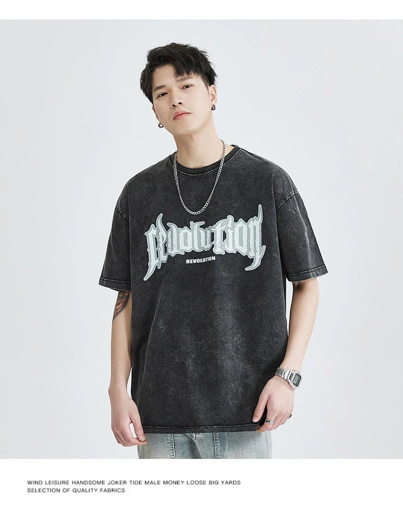 Premium vintage-inspired short-sleeved t-shirt in a distressed black colour, made of soft pure cotton fabric