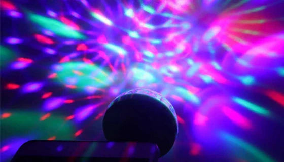 Compact and colourful USB disco light with flashing lights that synchronize to music