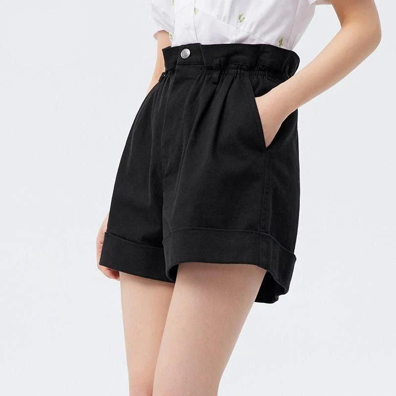 High-waist A-line casual shorts for women in a soft, durable fabric blend with an elastic waistband and side pockets for comfort and style.