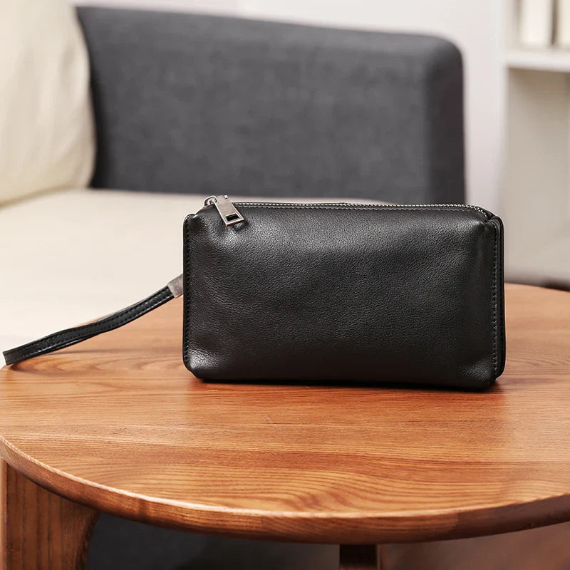 Retro Casual Men's Top Leather Wallet in Premium Cow Leather with Zipper Closure and Polyester Cotton Lining