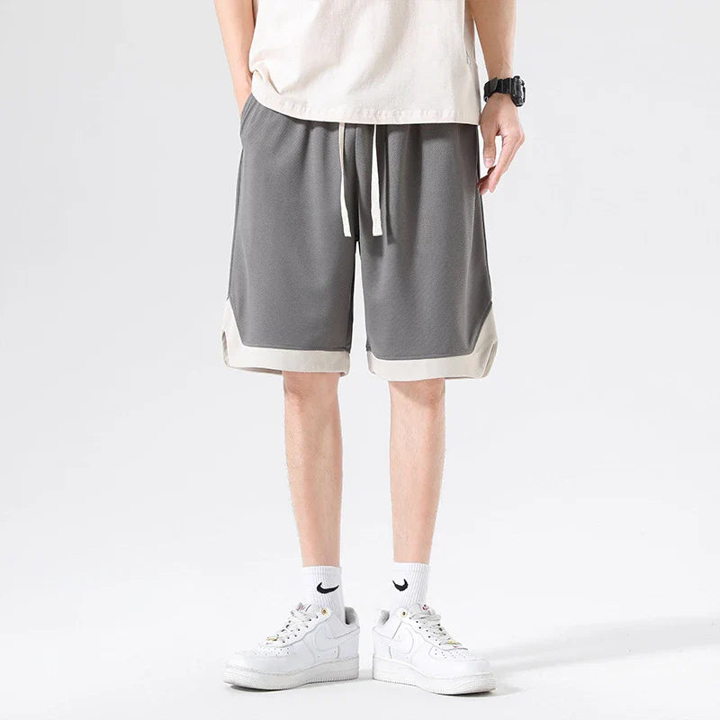 Men's loose and comfortable sports pirate shorts in various colours and sizes