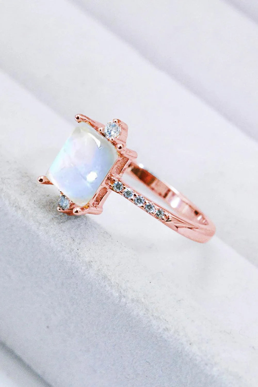 Elegant 925 Sterling Silver Square Moonstone Ring with Mesmerising Blue-Violet Hue