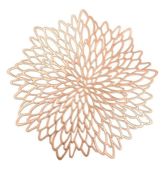 Elegant flower-shaped PVC placemat with a delicate floral design, perfect for refined dining