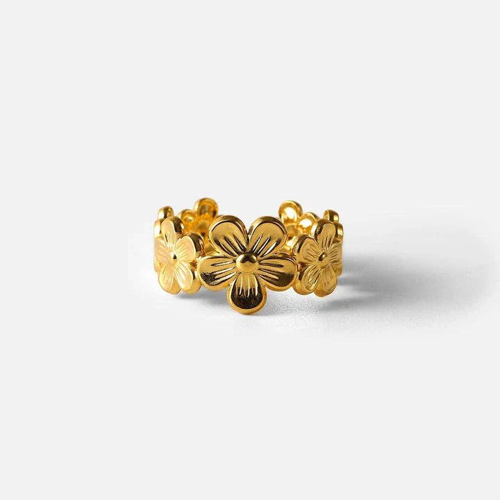 Elegant 18K gold-plated stainless steel adjustable flower ring with a classic floral design