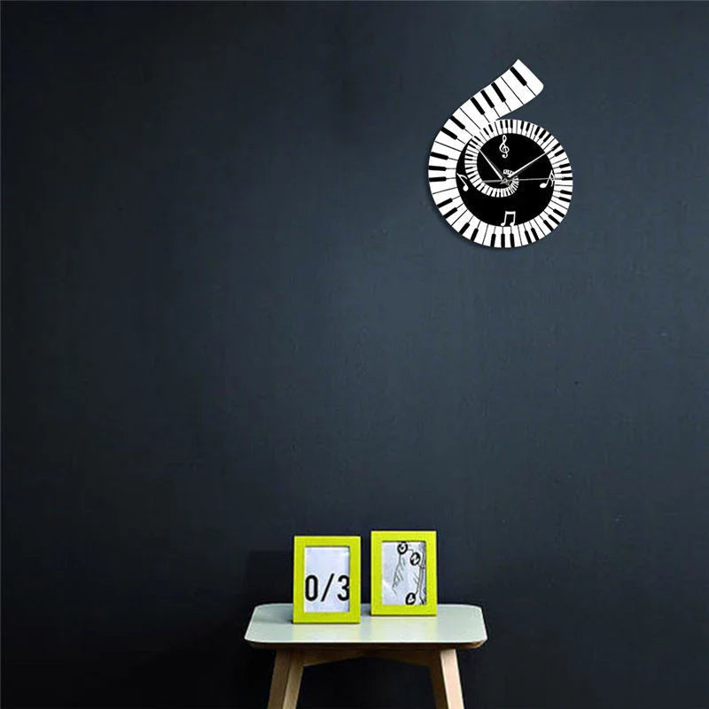 Decorative wall clock with treble clef and piano keyboard design in black and white