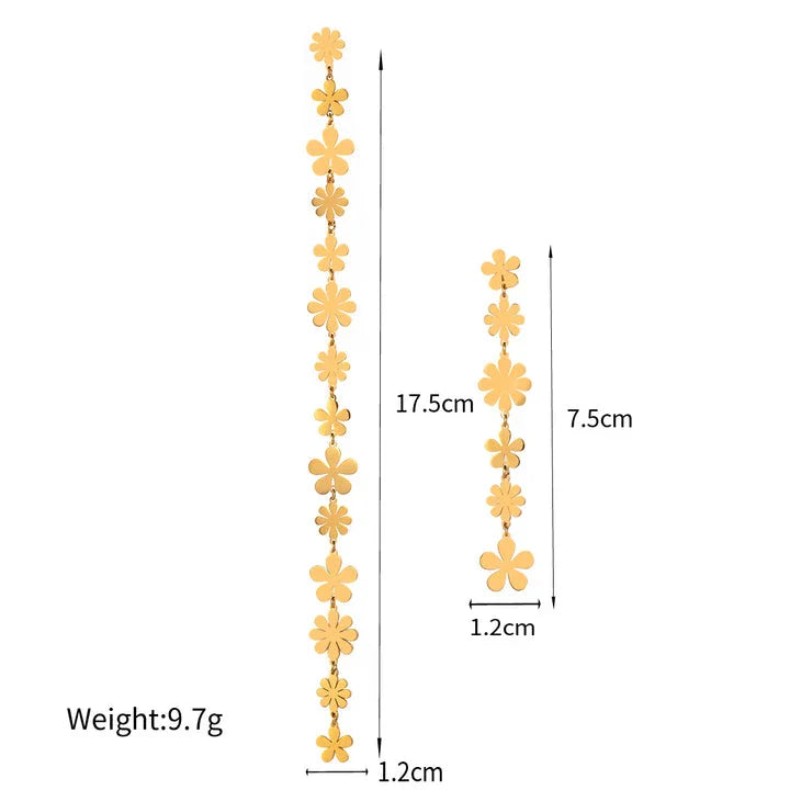 Elegant asymmetrical daisy earrings in 18K gold plating, crafted from high-quality stainless steel for a lasting shine