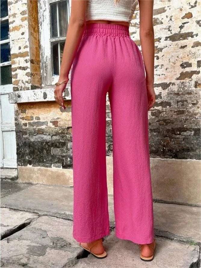 Stylish casual trousers with pockets and elastic waistband for British women
