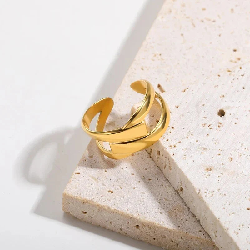 Stainless steel minimalist rings for women in a variety of sizes, showcasing a sleek and sophisticated design