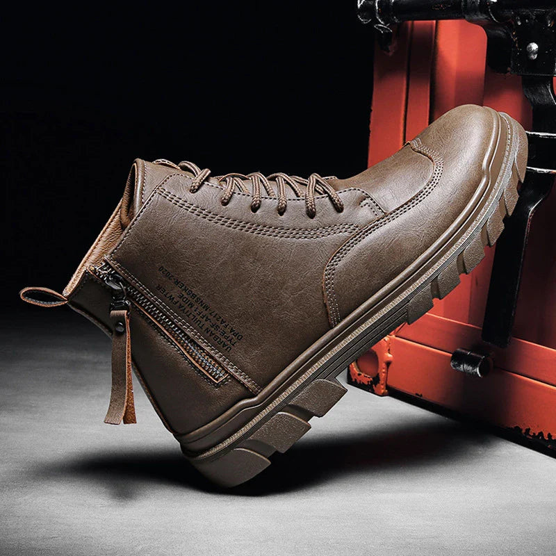 High-top tooling men's boots in classic British desert shoe style with round toe and middle heel