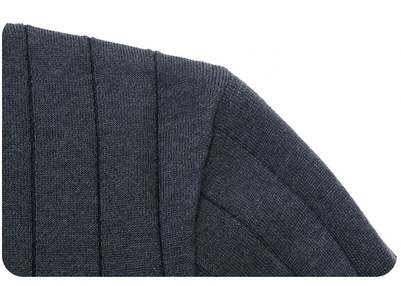 Men's autumn pullover sweater in various colours and sizes, featuring a cosy and versatile design for casual wear