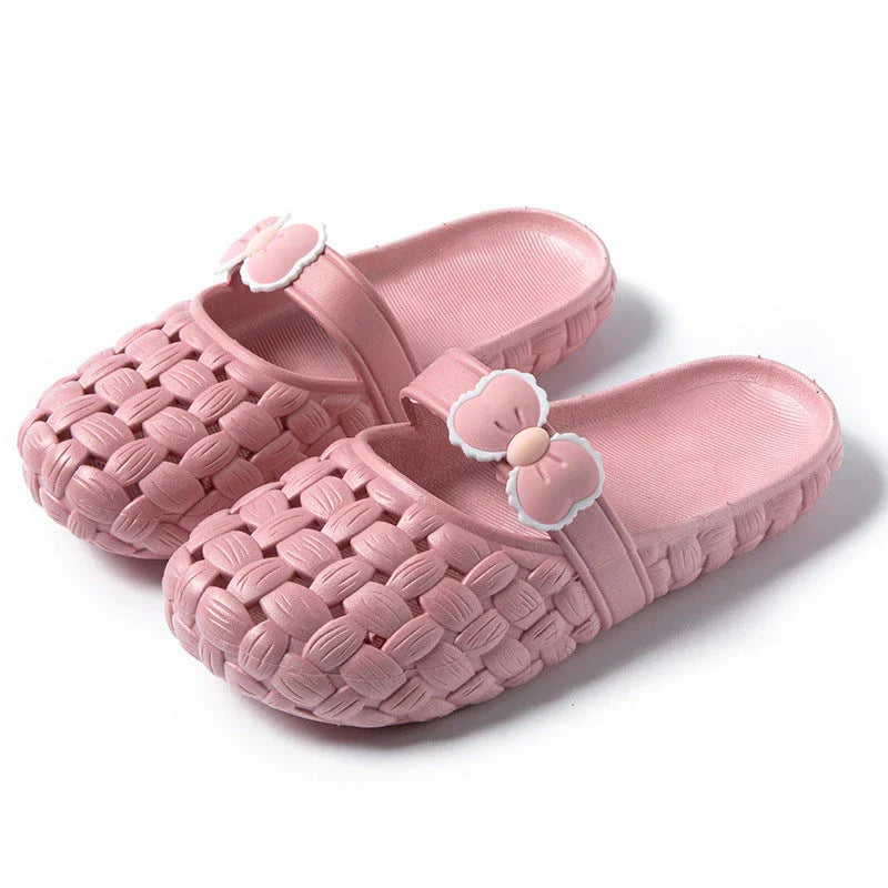 Baotou slippers with bow braid design, perfect for summer beach and casual wear