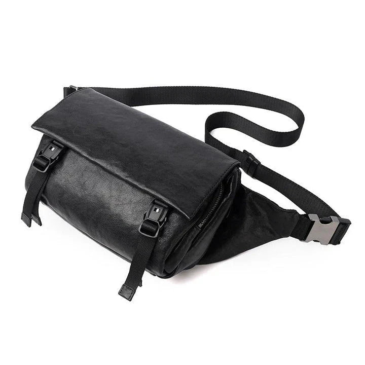 A stylish vegetable-tanned leather messenger bag for men, featuring a retro-inspired design and ample storage space.